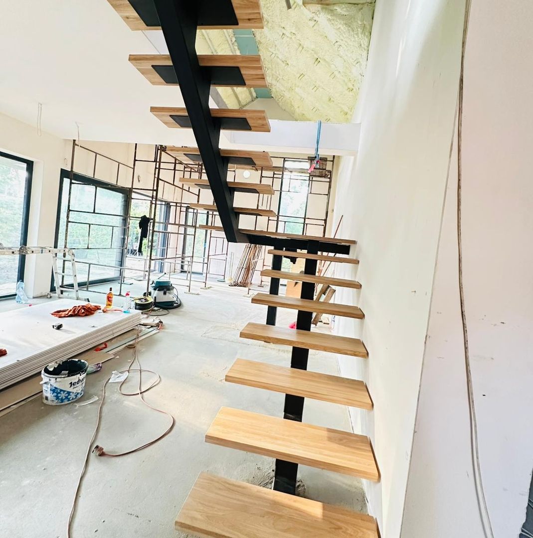 Schody stalowe i balustrady — Enklawa spawania